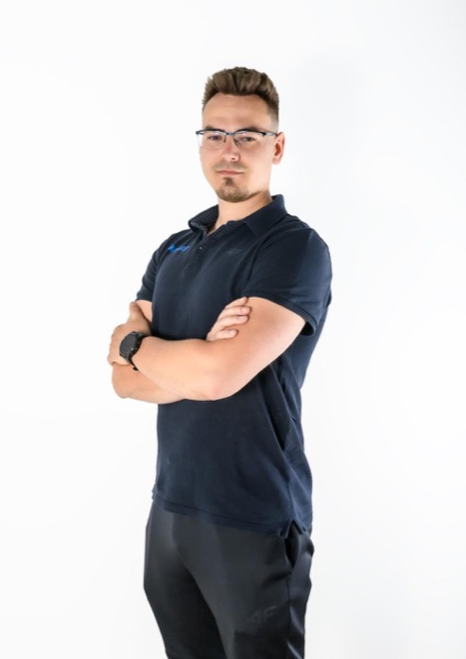 Portret: fizjoterapeuta Mateusz Ciechowski